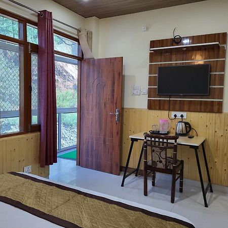 Vintage Woods Inn Shimla Bagian luar foto