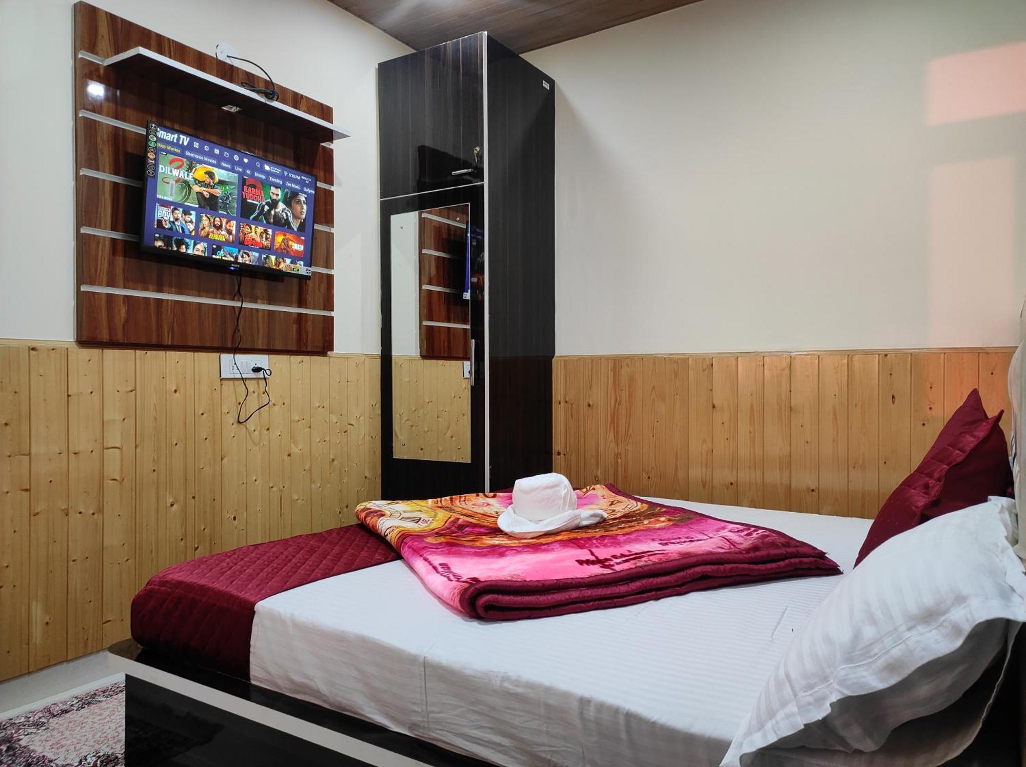 Vintage Woods Inn Shimla Bagian luar foto